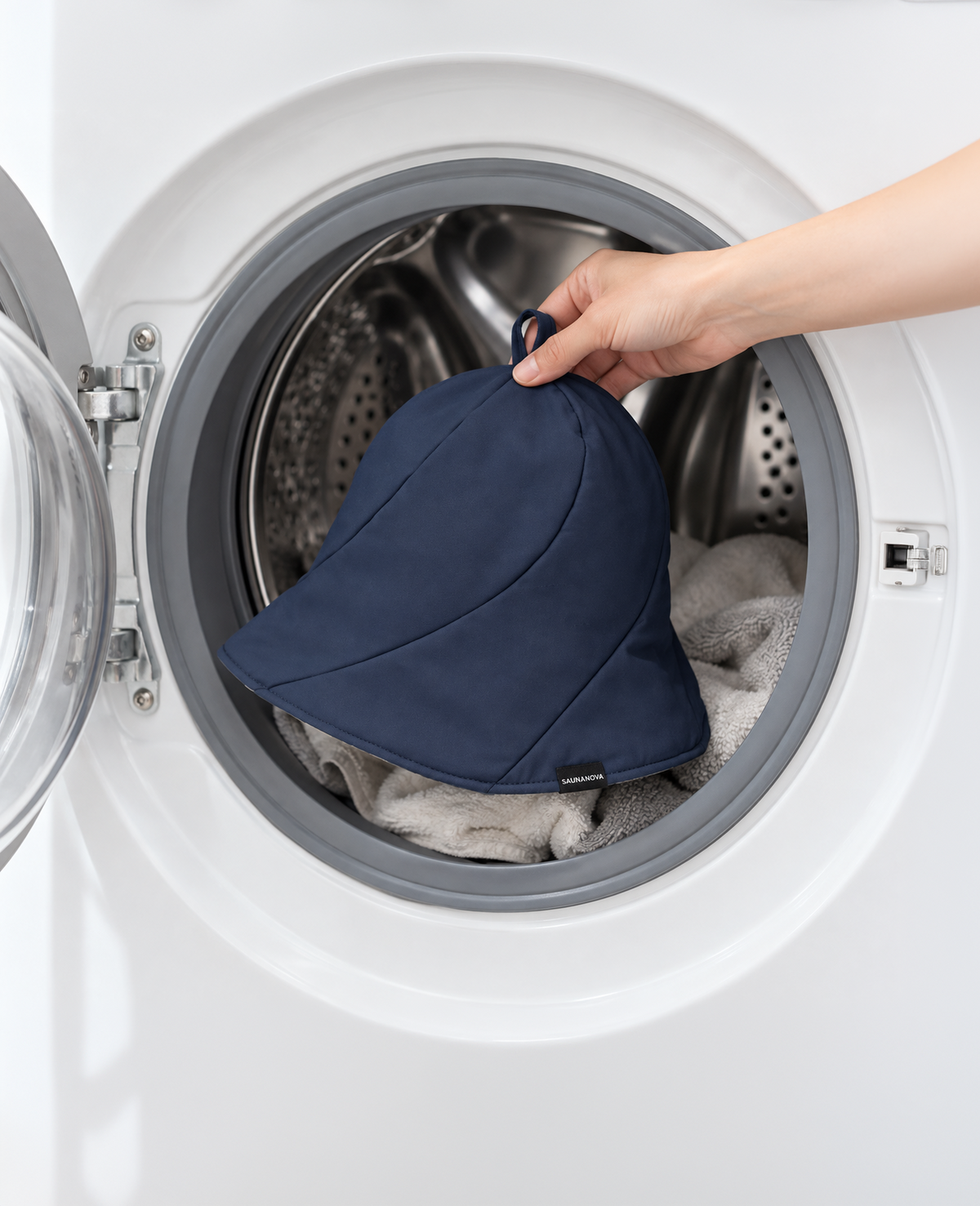 【比較あり】サウナハットの洗い方|素材別の正解と洗濯機・手洗いの手順を解説