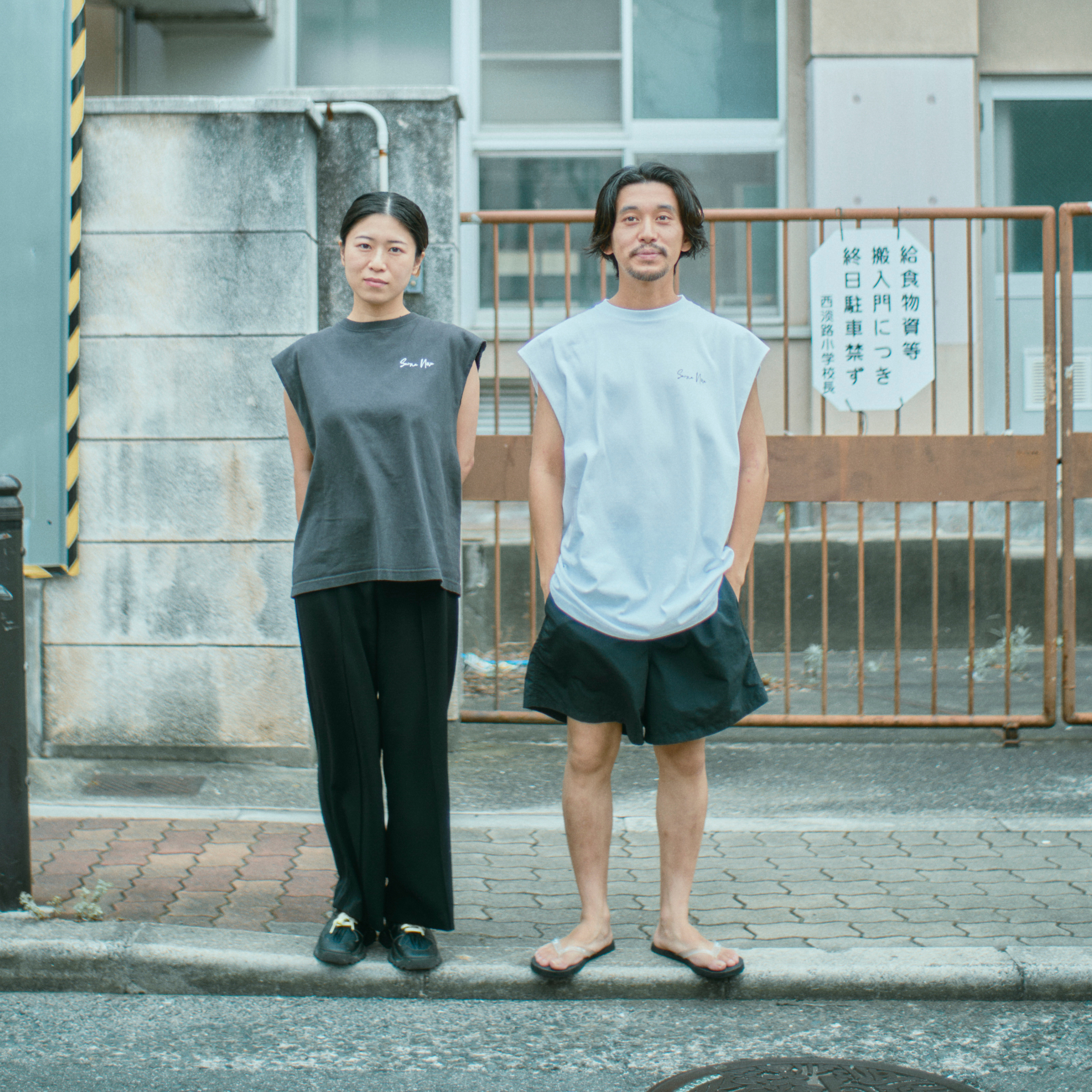 city sauna T-shirts 6.2oz(ノースリーブ)ダークグレー