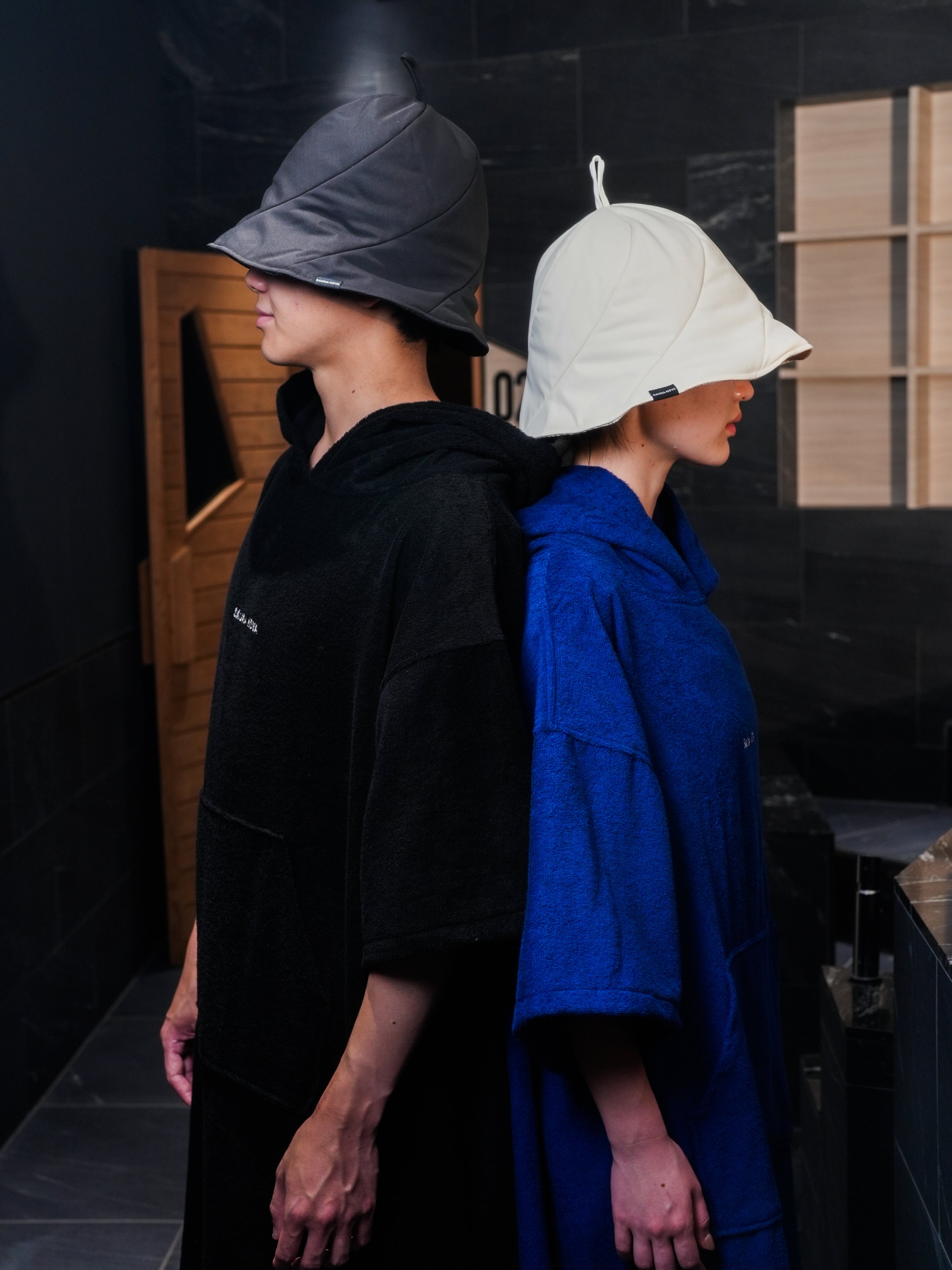 【春夏秋に】瞑想サウナポンチョ(ブラック)