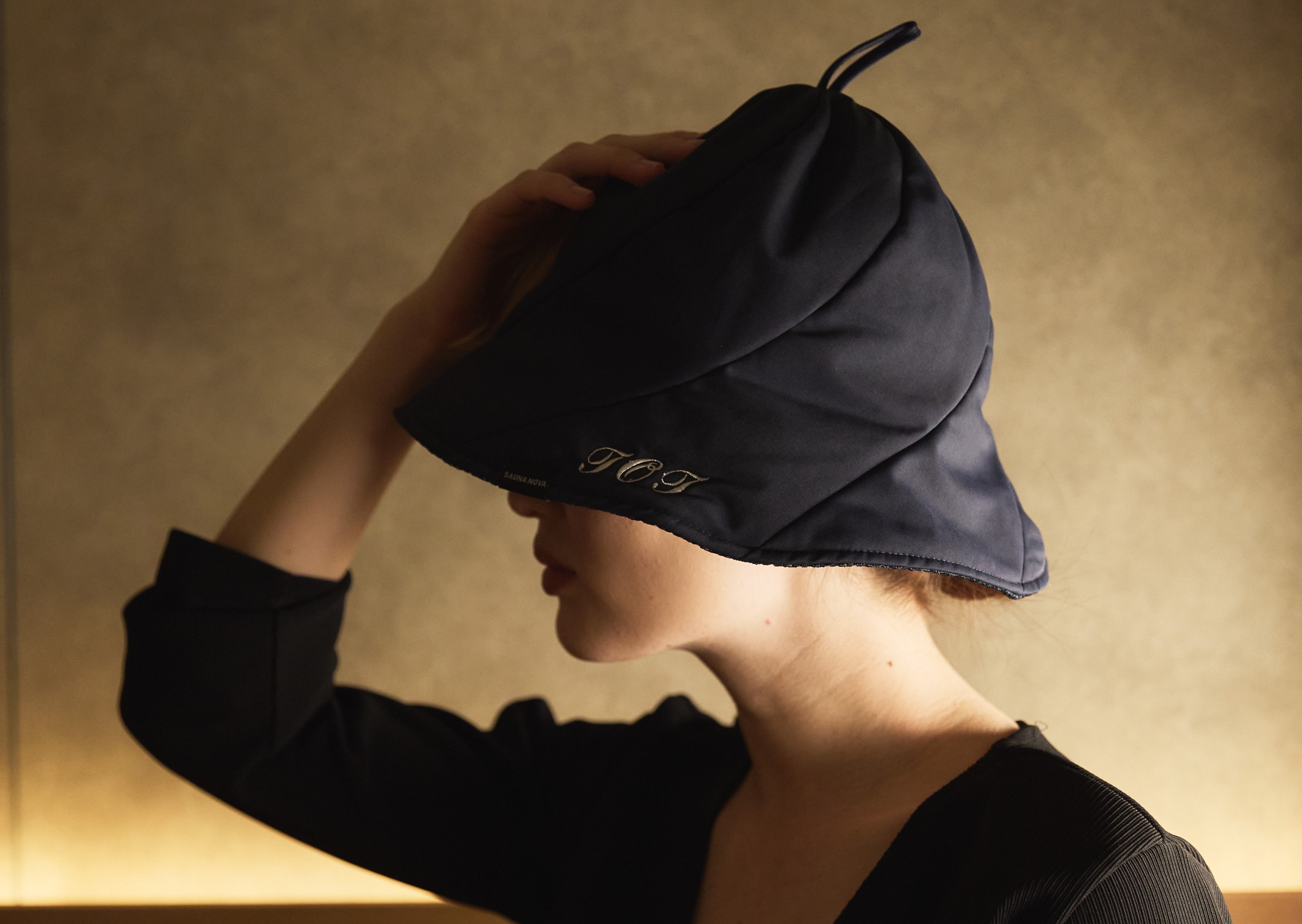 贈るために、自分のために。Vaceous Sauna Hat 刺繍カスタムが選ばれる理由
